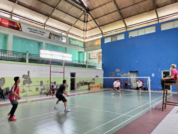 Turnamen Badminton